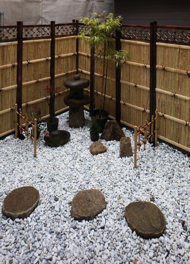 Chikyuutabikazoku Usj Apartment Osaka Exterior photo