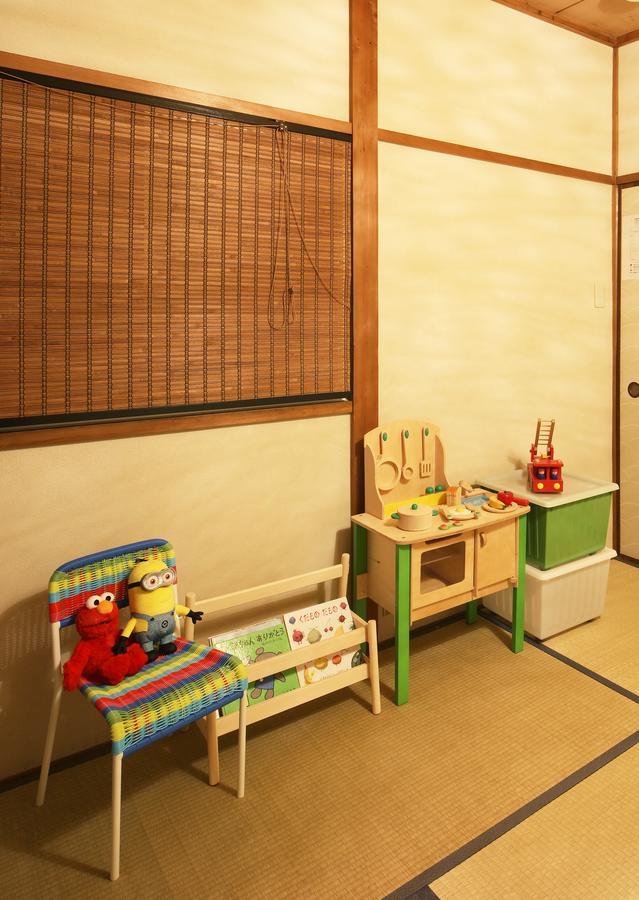 Chikyuutabikazoku Usj Apartment Osaka Exterior photo