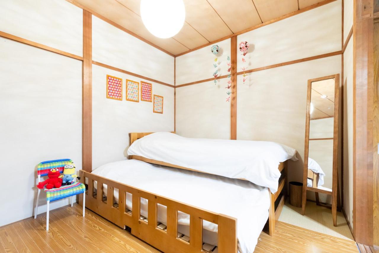 Chikyuutabikazoku Usj Apartment Osaka Exterior photo